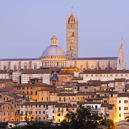 Torre Del Fuggisole Hotell Siena