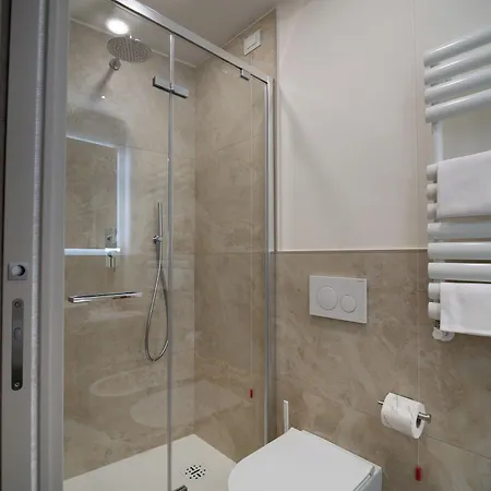 Torre Del Fuggisole Hotell